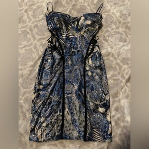 Small black/blue/white dress